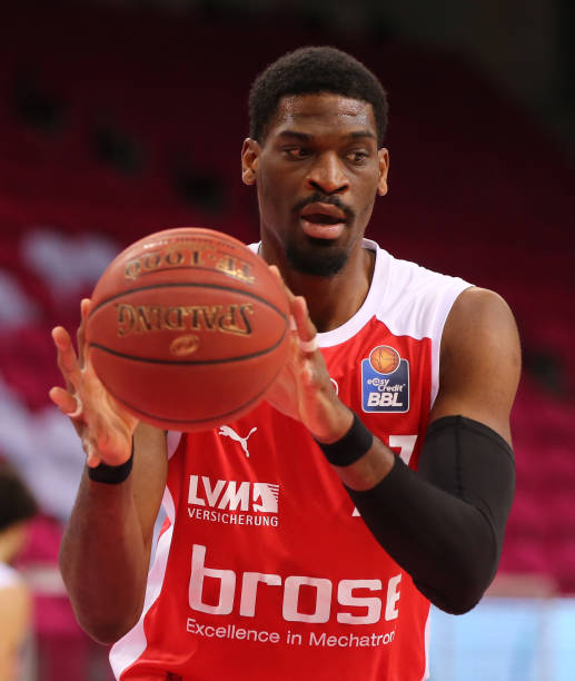 成为国羽在 成为国羽在